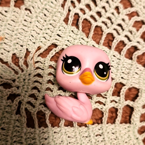 Littlest Pet Shop Toys Littlest Pet Shop Bird 2 Refcl4 Poshmark